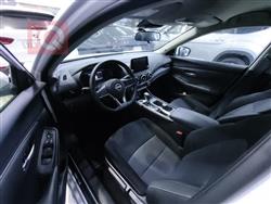 نیسان سێنترا